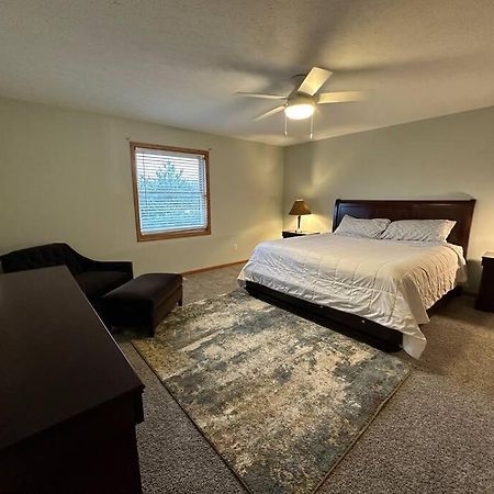 Inviting 3 Bed 2.5 Bath Townhome In Wadsworth Exterior foto